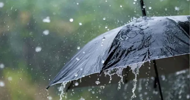 বাংলাদেশের ১২ জেলায় ভারী বৃষ্টির শঙ্কা, নদীর পানি বাড়তে পারে