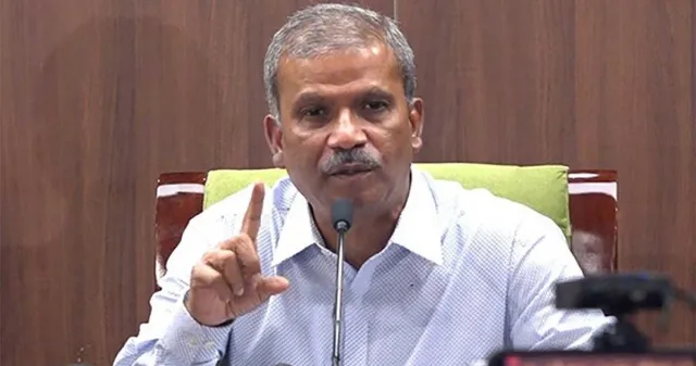 ‘উপদেষ্টাদের নয়, জাতির সেফ এক্সিট দরকার’: ড. আসিফ নজরুল