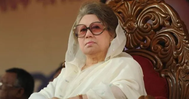 বেগম খালেদা জিয়ার সংকটাপন্ন অবস্থা: দেশজুড়ে দোয়া-প্রার্থনায় লাখো মানুষ