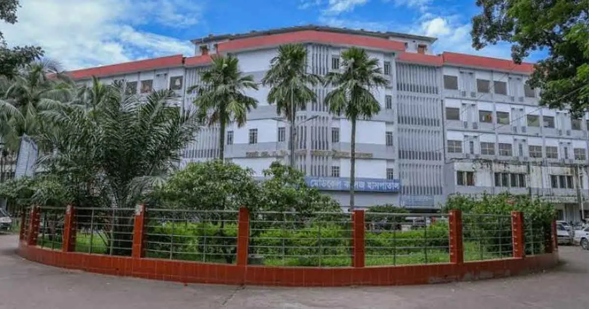 সিলেটে ক্যান্সার চিকিৎসায় চরম অব্যবস্থা: একমাত্র রেডিওথেরাপি মেশিনেই ভরসা লাখো রোগীর