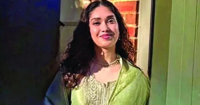 এনআইডি নিবন্ধন সম্পন্ন করলেন ব্যারিস্টার জাইমা রহমান
