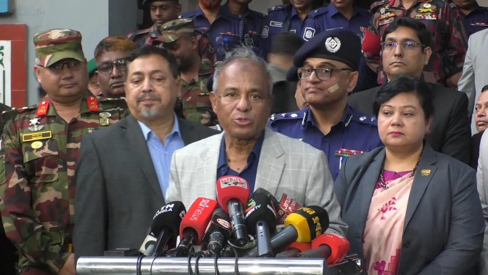 ত্রয়োদশ জাতীয় সংসদ নির্বাচন ও গণভোট ২০২৬ উপলক্ষ্যে ময়মনসিংহে স্বরাষ্ট্র উপদেষ্টার মতবিনিময় সভা অনুষ্ঠিত