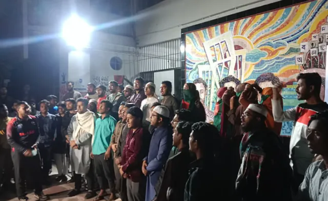 পুলিশের হামলার প্রতিবাদে ডাকসুর সংক্ষিপ্ত কর্মসূচি
