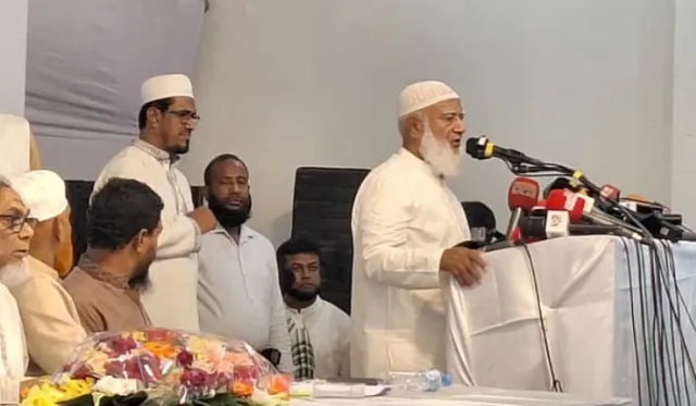 গণভোট নিয়ে বিএনপিকে কড়া বার্তা জামায়াত আমিরের, ‘জনগণের রায় অস্বীকার করলে খেসারত দিতে হবে’
