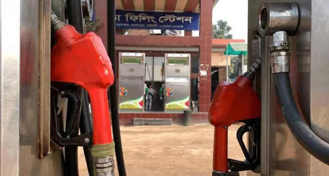 জ্বালানি সংকটে বন্ধের শঙ্কা: যেকোনো সময় পেট্রোল পাম্প বন্ধ হতে পারে