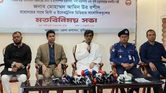 সরকারি বেতন-ভাতা ও গাড়ি ব্যবহার করবেন না: খাদ্যমন্ত্রী আমিন-উর-রশীদ ইয়াছিন