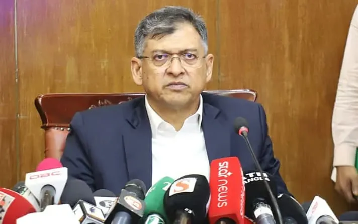 শীর্ষ সন্ত্রাসী ও চাঁদাবাজদের আইনের আওতায় আনা হবে: স্বরাষ্ট্রমন্ত্রী